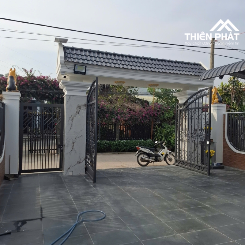 Nhà mái thái diện tích 200m2 Vĩnh Thanh, Nhơn Trạch, Đồng Nai