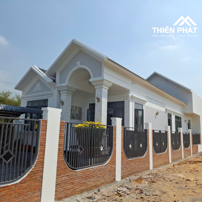 Nhà mái thái diện tích 200m2 Vĩnh Thanh, Nhơn Trạch, Đồng Nai