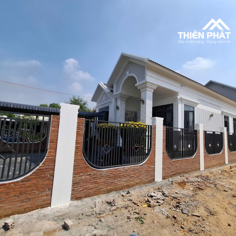 Nhà mái thái diện tích 200m2 Vĩnh Thanh, Nhơn Trạch, Đồng Nai