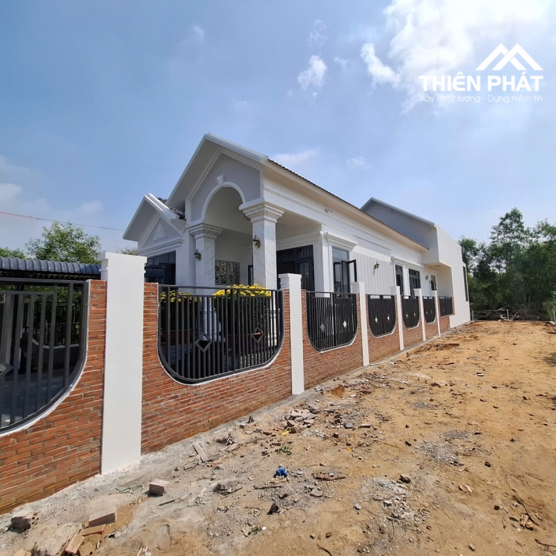 Nhà mái thái diện tích 200m2 Vĩnh Thanh, Nhơn Trạch, Đồng Nai